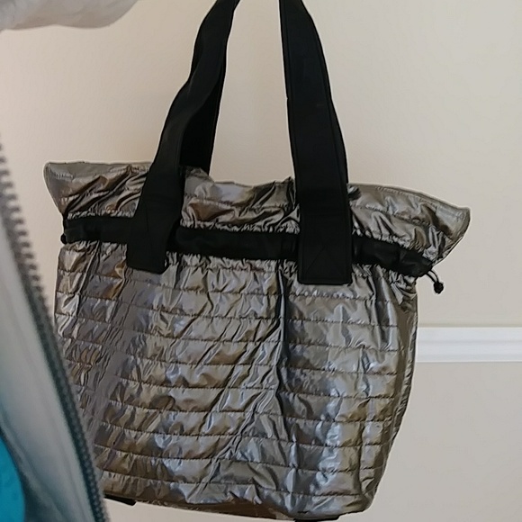 Kooba silver metallic puffer puffy quilted shoulder bag tote - Picture 10 of 12